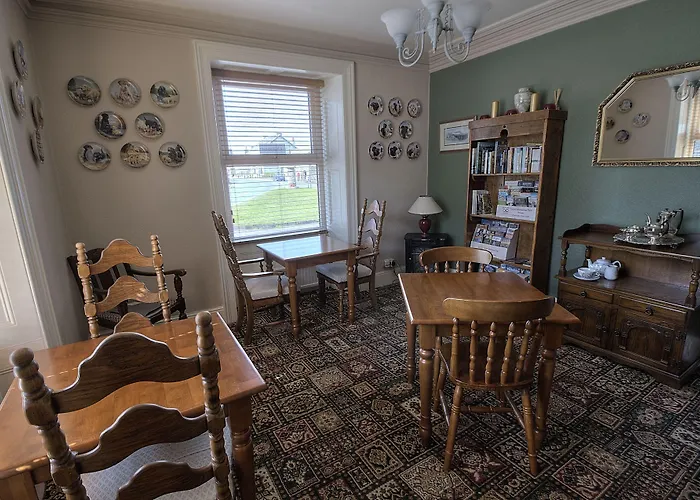 Cornlee Bed and Breakfast 4*