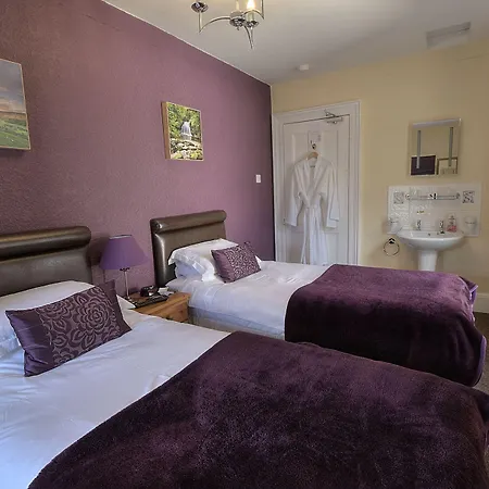 Bed & Breakfast Cornlee 4*